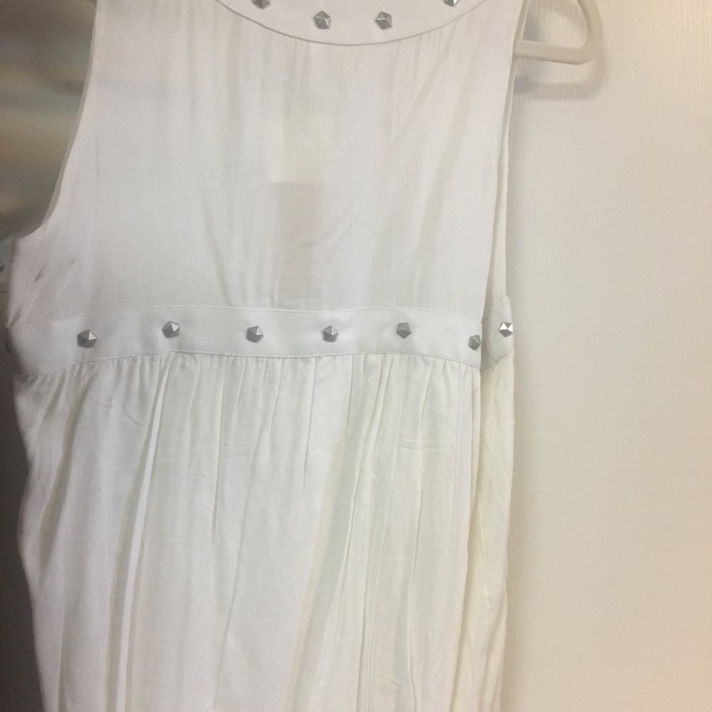 Studded top - Picture 2 of 3